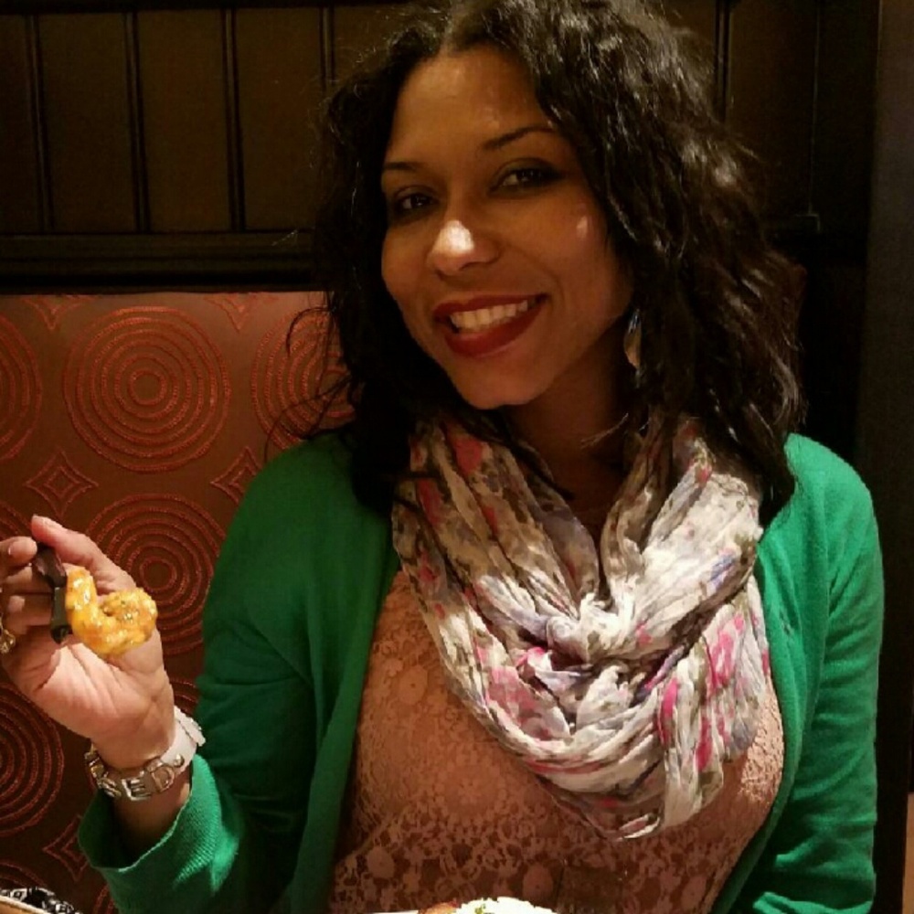 Meet your Posher, Dena